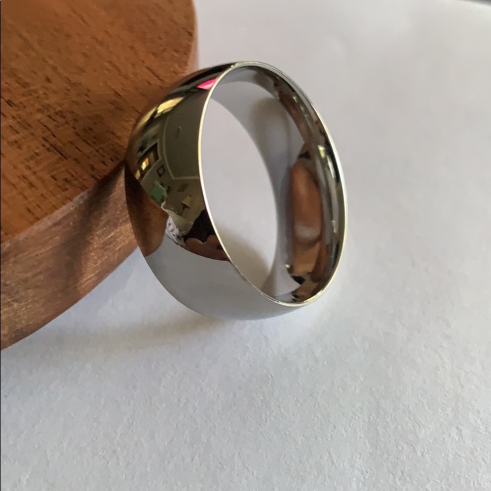 Men’s ring size 15 wedding band
